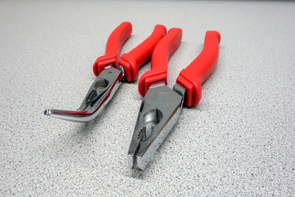 pliers, combination pliers, needle nose pliers, tool, craft, work, workshop, electrics, pliers, pliers, pliers, pliers, pliers