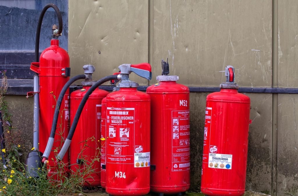 fire extinguisher, fire, fire fighting, fire extinguishing, fire fighters, hose, nature, mission, rescue, equipment, respiratory protection, clear, extinguish fire, gas mask, flames, water, burn, combustion, red, danger, emergency, exercise